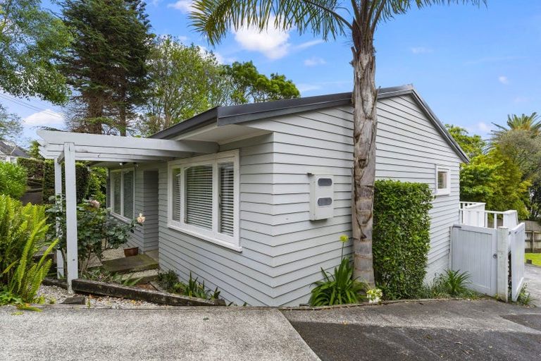 Photo of property in 27 Hartland Avenue, Glendowie, Auckland, 1071