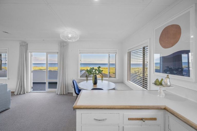 Photo of property in 14 Le Quesne Road, Bay View, Napier, 4104