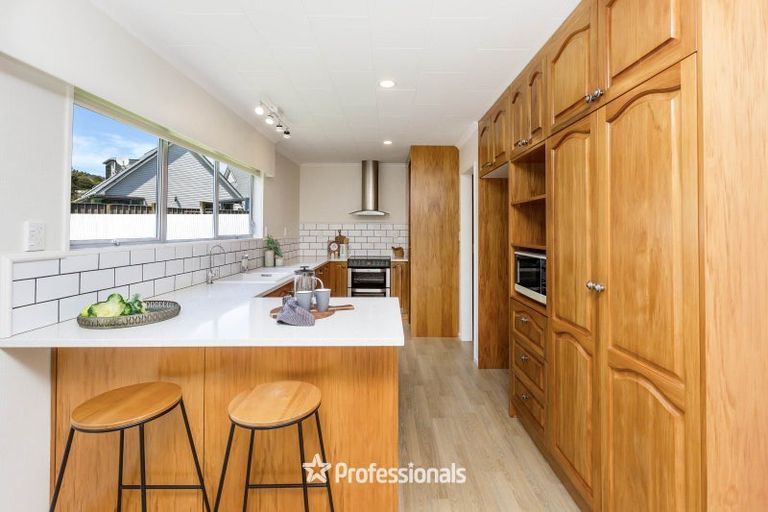 Photo of property in 9 Clinker Grove, Silverstream, Upper Hutt, 5019