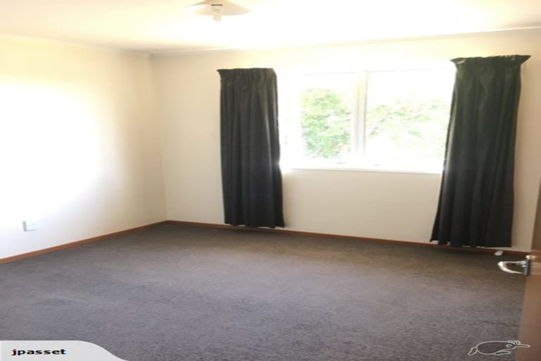 Photo of property in 80 Salamanca Road, Sunnynook, Auckland, 0620