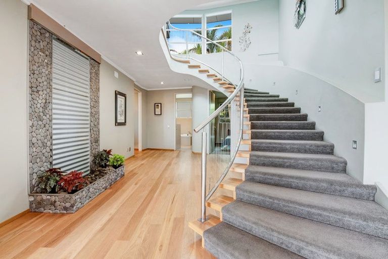 Photo of property in 859 Whangaparaoa Road, Manly, Whangaparaoa, 0930