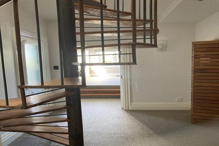 Photo of property in 145 Tasman Street, Mount Cook, Wellington, 6021