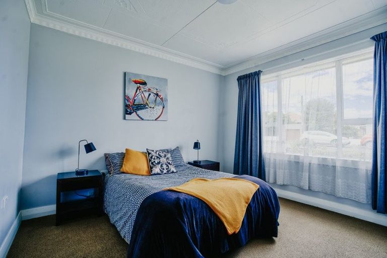 Photo of property in 18 Johnson Street, Milton, 9220