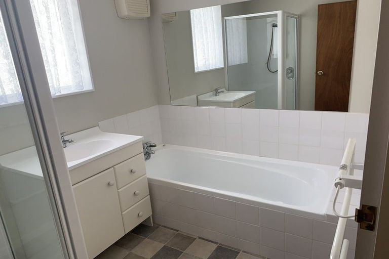 Photo of property in 158 Heretaunga Street, Palmerston North, 4414