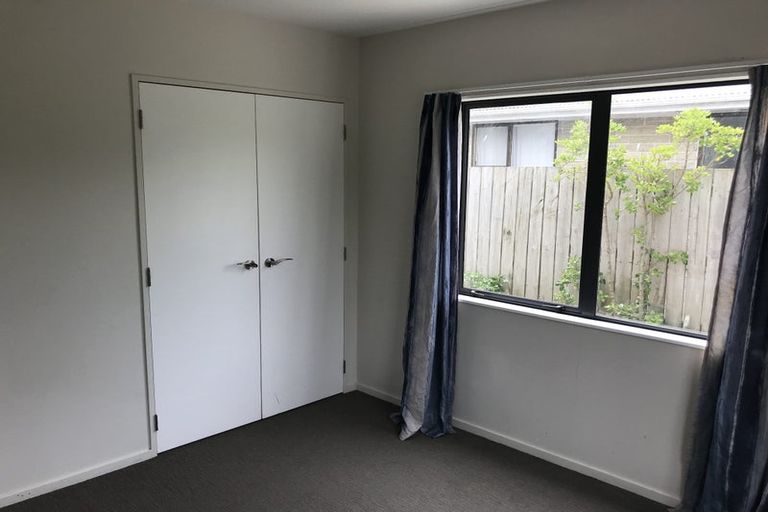 Photo of property in 31a Hiwi Crescent, Titahi Bay, Porirua, 5022