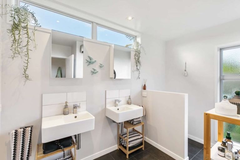 Photo of property in 29 Kahira Crescent, Papamoa Beach, Papamoa, 3118