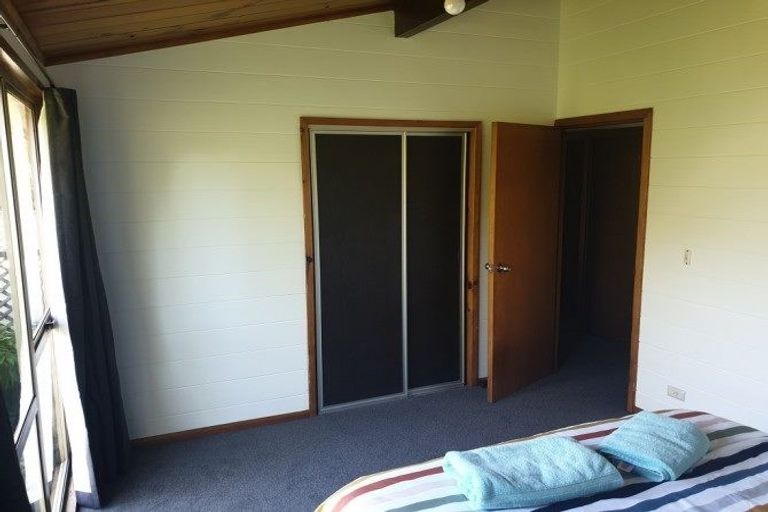 Photo of property in 8 Evergreen Place, Sunshine Bay, Queenstown, 9300