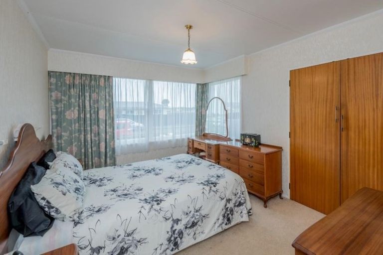 Photo of property in 6 Cobham Street, Levin, 5510