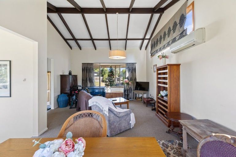 Photo of property in 9 Armstrong Grove, Hilltop, Taupo, 3330