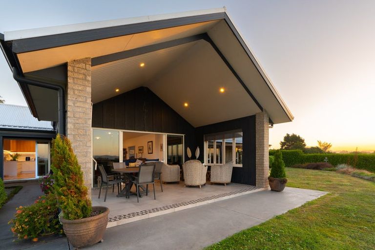 Photo of property in 33 Lee Road, Burbush, Hamilton, 3289