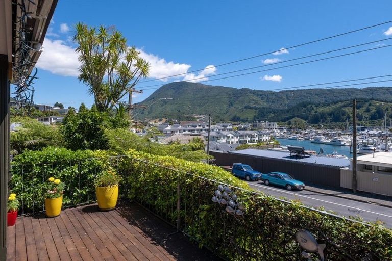 Photo of property in 4t Rutland Street, Picton, 7220