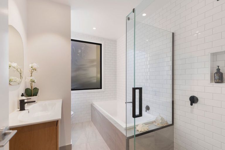 Photo of property in 3b Glenelg Lane, Jacks Point, 9371