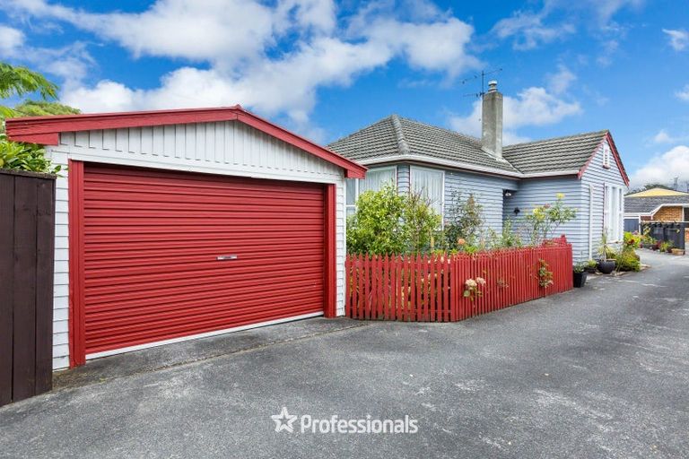 Photo of property in 18 Seddon Street, Wallaceville, Upper Hutt, 5018