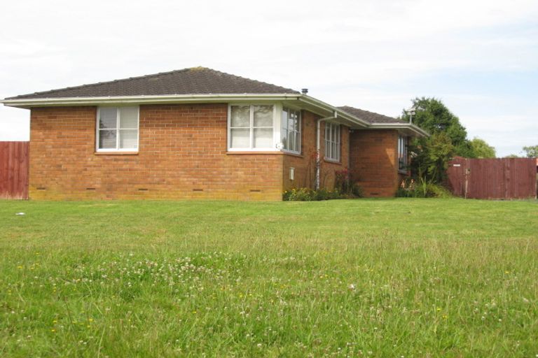 Photo of property in 80 Chingford Close, Mangere, Auckland, 2022