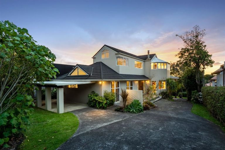 Photo of property in 316 Hurstmere Road, Takapuna, Auckland, 0622