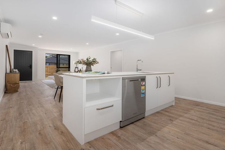 Photo of property in 9 Catherine Lane, Levin, 5510