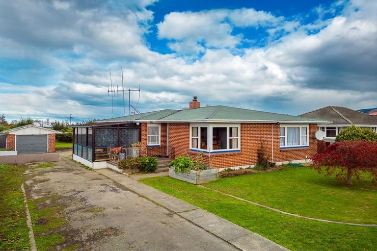Photo of property in 47 Rhodes Street, Waimate, 7924