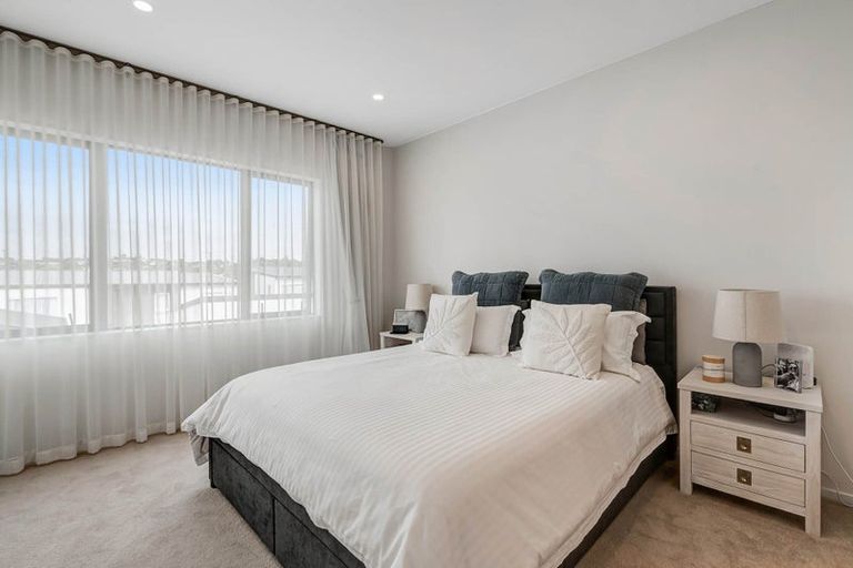 Photo of property in 10 Whao Lane, Silverdale, 0932