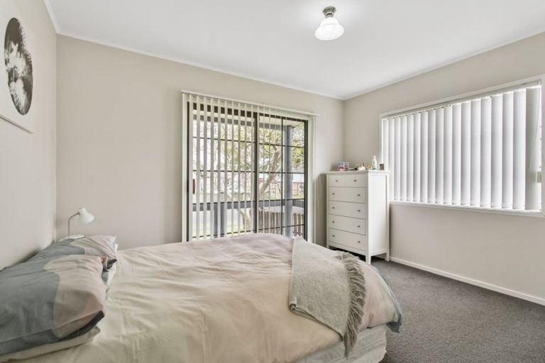 Photo of property in 14 Balloch Street, Randwick Park, Auckland, 2105