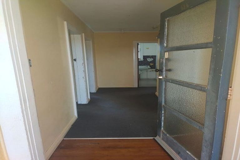 Photo of property in 616 Featherston Street, Roslyn, Palmerston North, 4414
