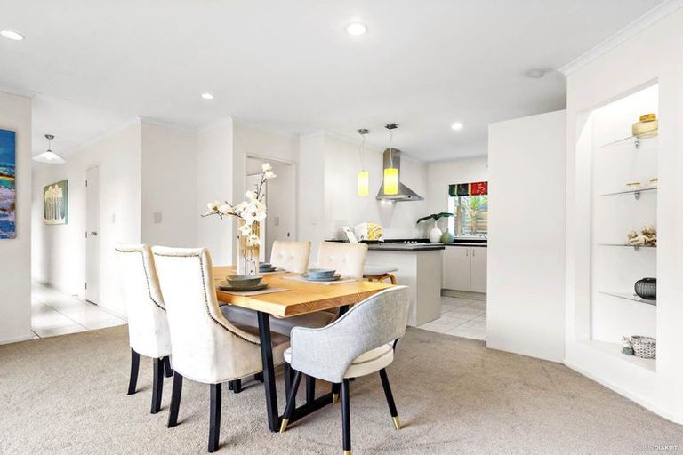 Photo of property in 102b Wharf Road, Te Atatu Peninsula, Auckland, 0610