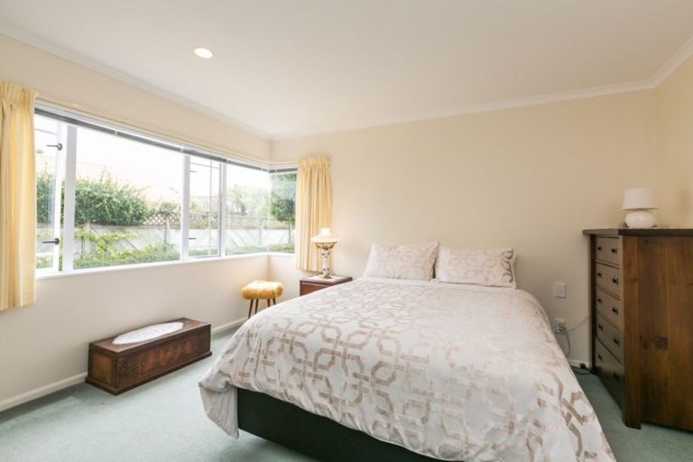 Photo of property in 525a Main North Road, Bay View, Napier, 4104