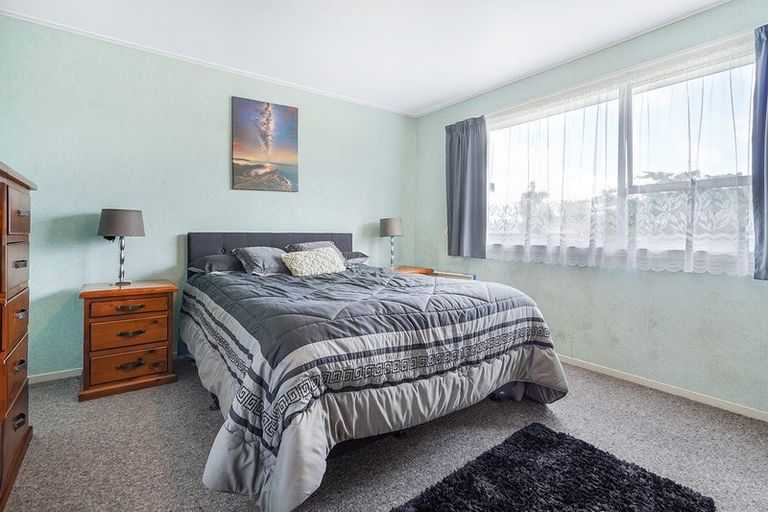 Photo of property in 4 Totara Drive, St Andrews, Hamilton, 3200