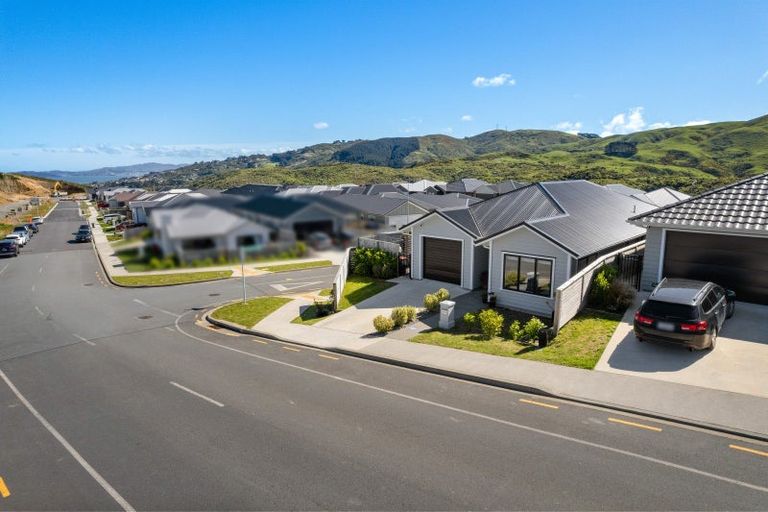 Photo of property in 155 Waipounamu Drive, Kelson, Lower Hutt, 5010
