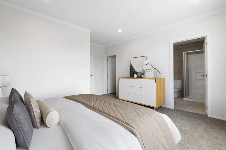 Photo of property in 77 Harewood Street, Whenuapai, Auckland, 0618