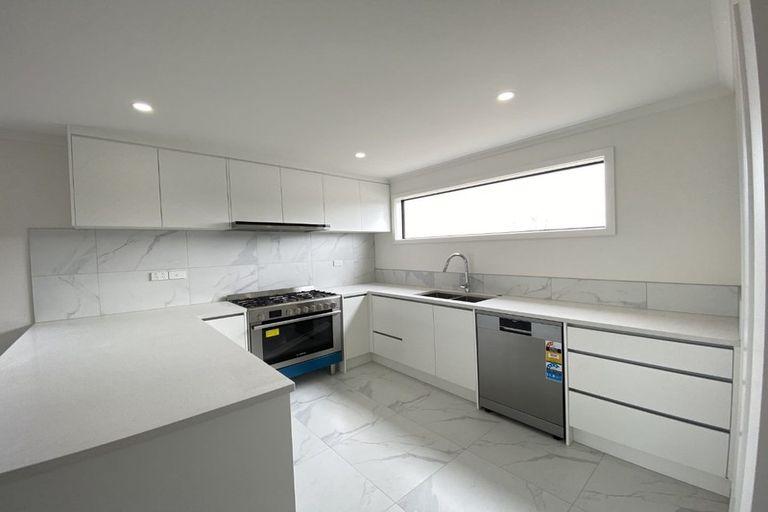 Photo of property in 53 William Paul Street, Cambridge, 3434