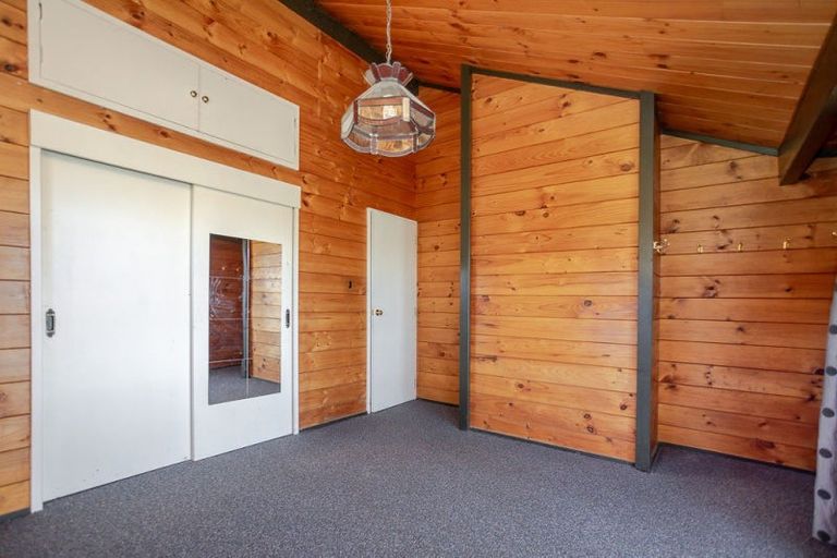 Photo of property in 1 Carlson Street, Dannevirke, 4930