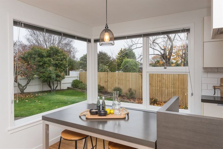 Photo of property in 38 Burnside Crescent, Burnside, Christchurch, 8053