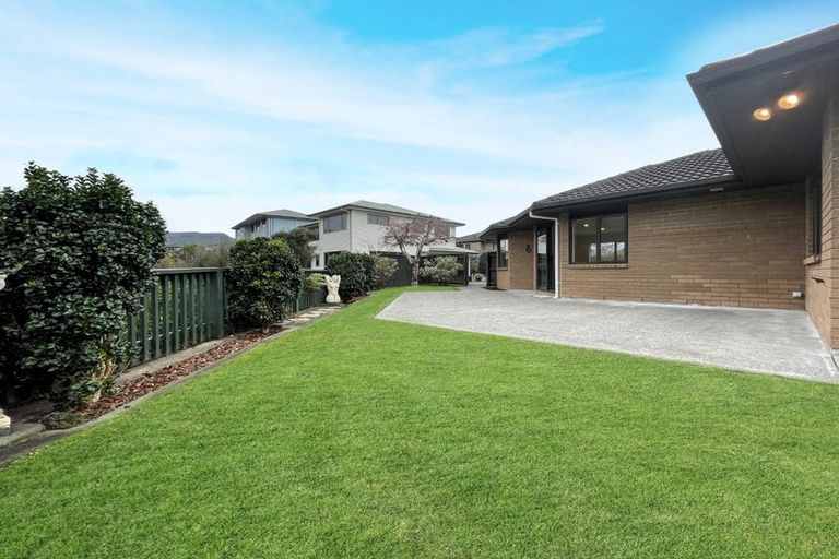 Photo of property in 65 Percy Kinsman Crescent, Riverstone Terraces, Upper Hutt, 5018
