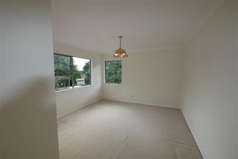 Photo of property in 15 Gellert Road, Karaka, Papakura, 2580