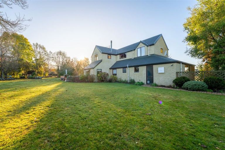 Photo of property in 553 Adair Road, Pareora West, Timaru, 7972