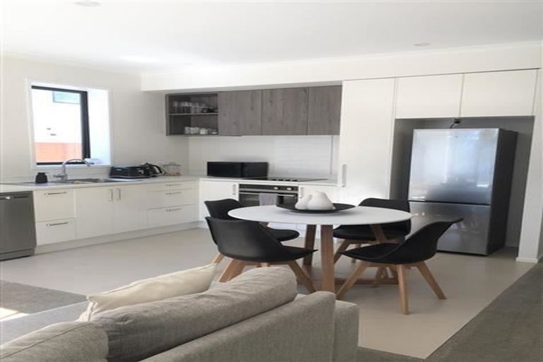 Photo of property in 66 Rangihina Road, Hobsonville, Auckland, 0616