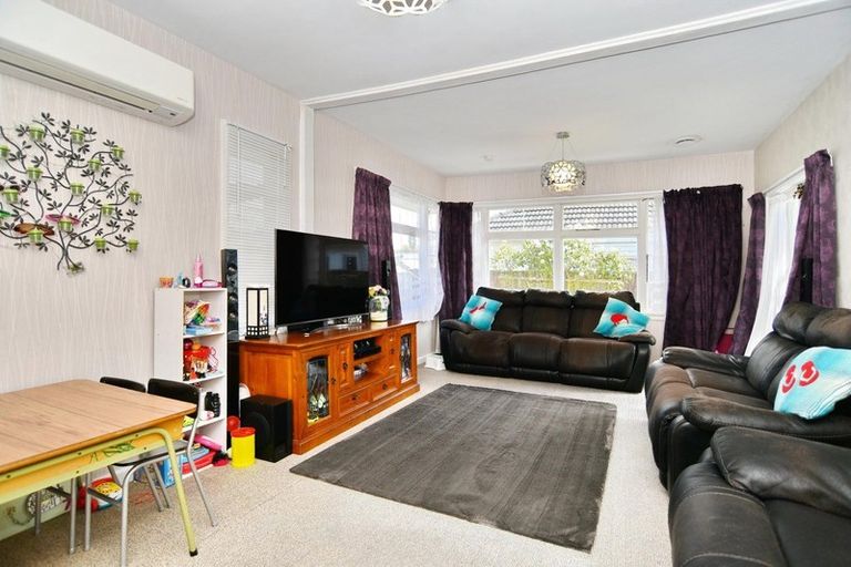 Photo of property in 5 Ethne Street, Mairehau, Christchurch, 8013