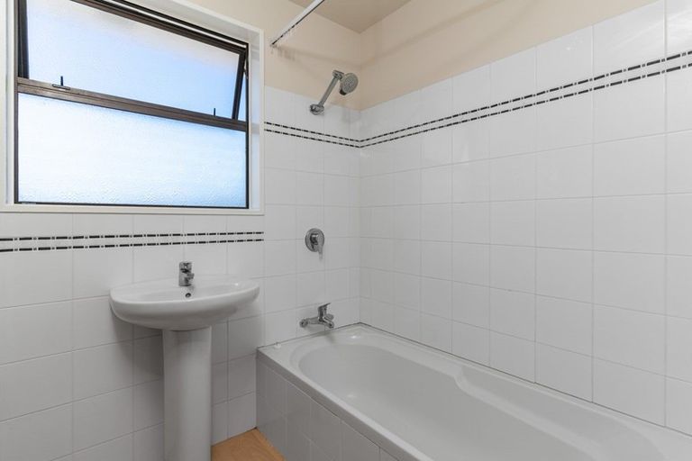 Photo of property in 14 Glenbyre Place, Bromley, Christchurch, 8062