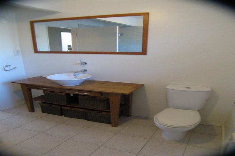 Photo of property in 32 Penzance Road, Mairangi Bay, Auckland, 0630