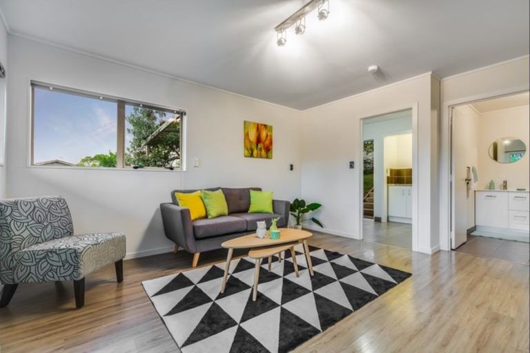 Photo of property in 7 Leo Street, Glen Eden, Auckland, 0602