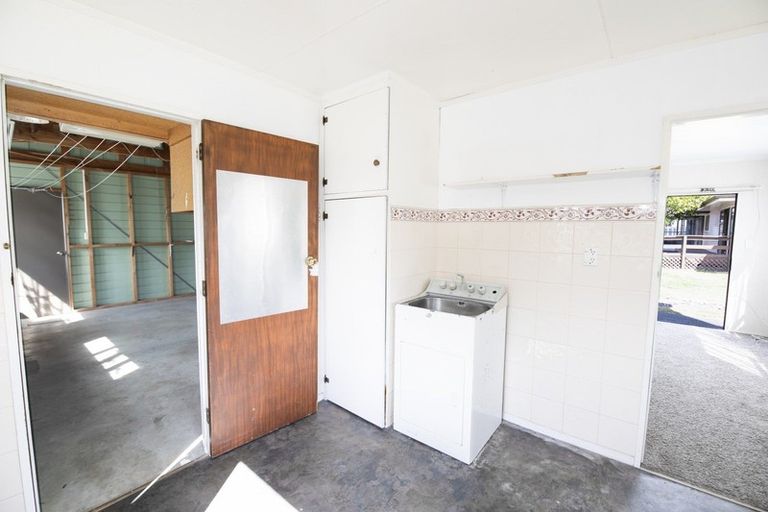 Photo of property in 301 Kennedy Road, Onekawa, Napier, 4110