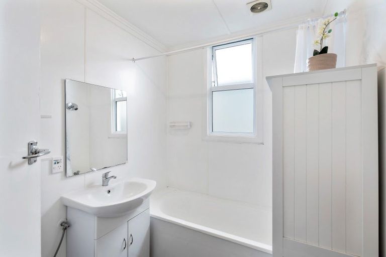 Photo of property in 1/93 Nelson Crescent, Napier South, Napier, 4110