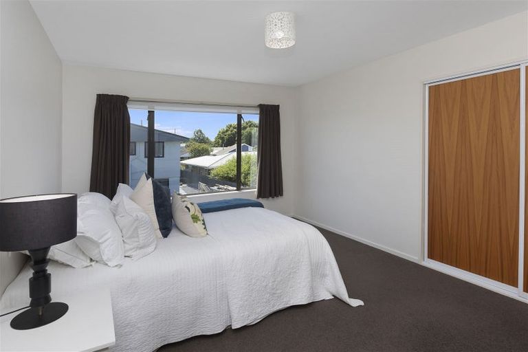 Photo of property in 1/16 Coniston Avenue, Ilam, Christchurch, 8041