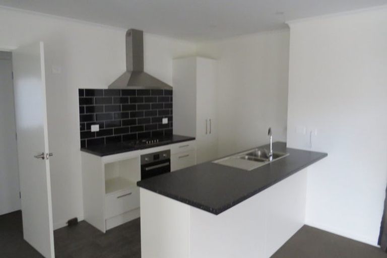 Photo of property in 16 Ladeira Place, Fitzroy, Hamilton, 3206