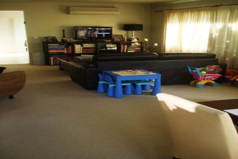 Photo of property in 65 Simla Avenue, Havelock North, 4130