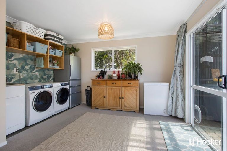 Photo of property in 53 Beach Road, Waihi Beach, 3611