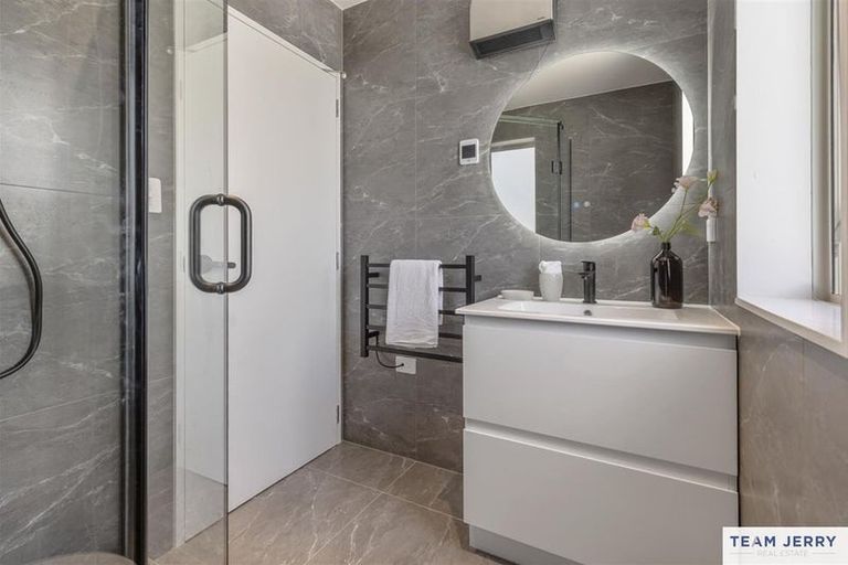 Photo of property in 14 Hoia Street, Papakura, 2110