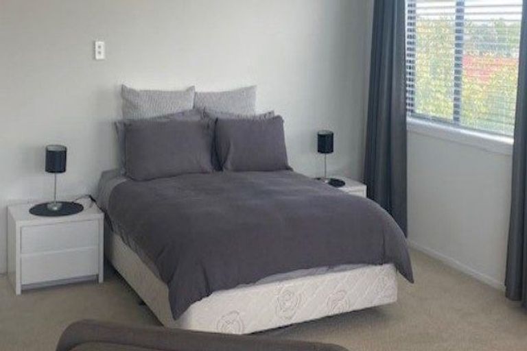 Photo of property in 2/35 Bramley Drive, Farm Cove, Auckland, 2012