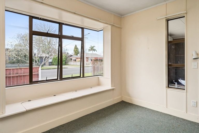 Photo of property in 18 Bowen Street, Cambridge, 3434