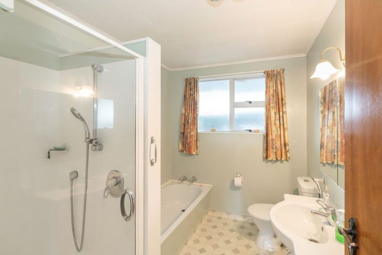 Photo of property in 4 Burn Street, Levin, 5510